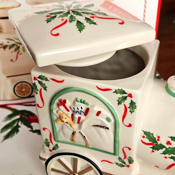 Lenox Musical Santa Cookie Jar - Picture 4 of 6